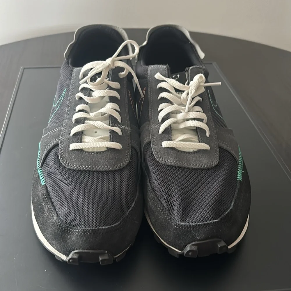 Nike Black and Green Men's Shoes - Picture 2 of 5